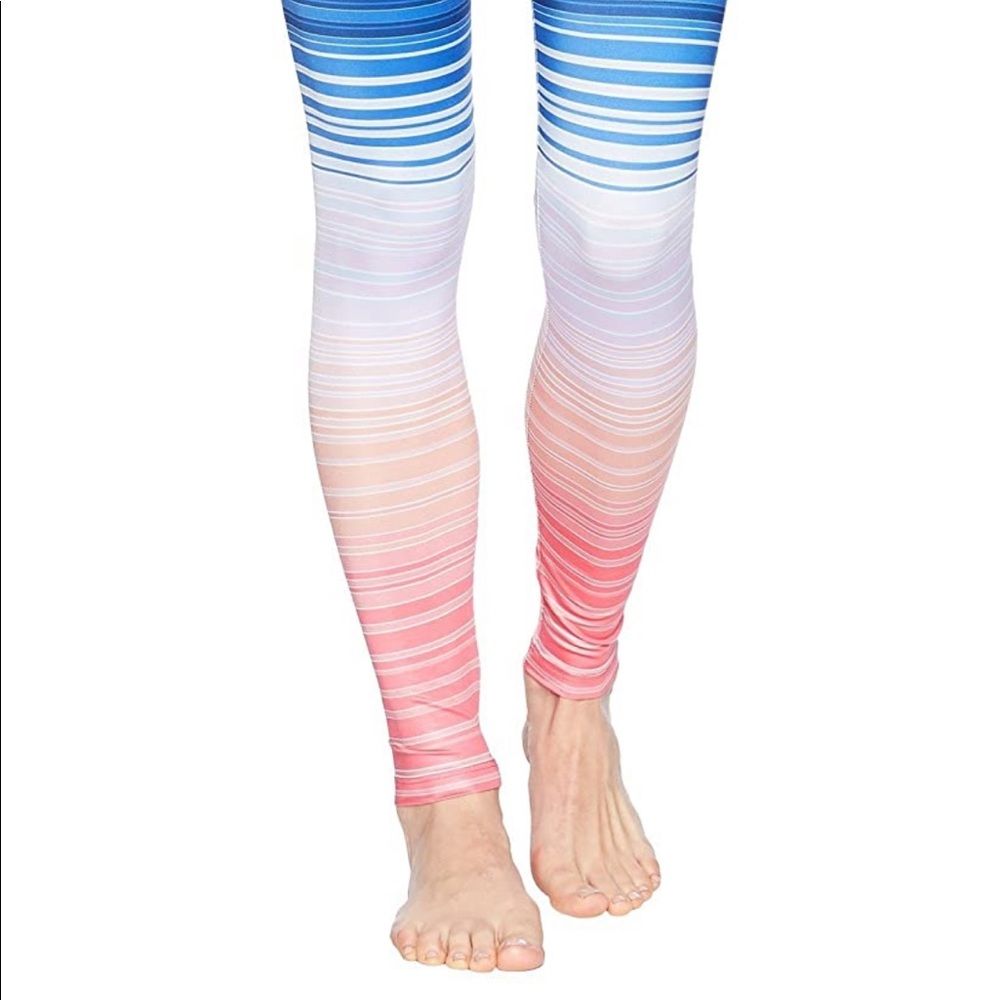 Beyond Yoga 🧘‍♀️ Summer Shades Leggings